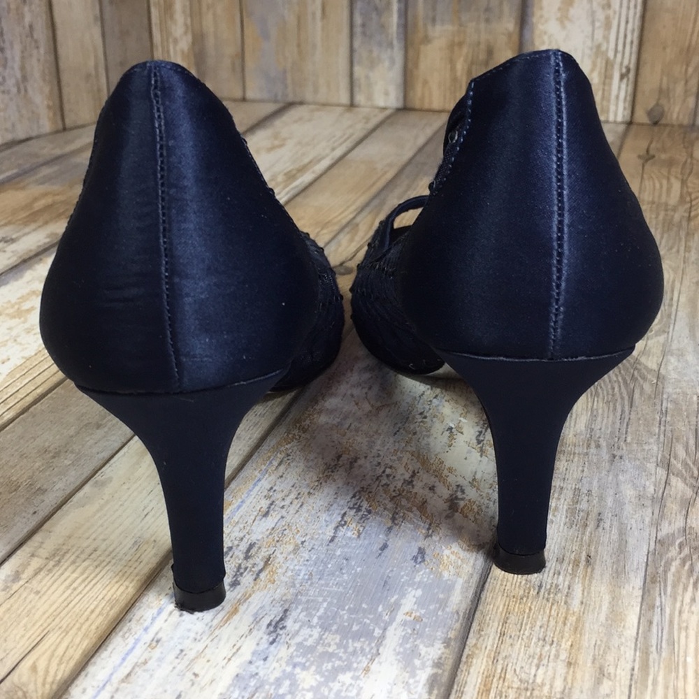 🌷 Adrianna Papell Heels - Picture 6 of 6